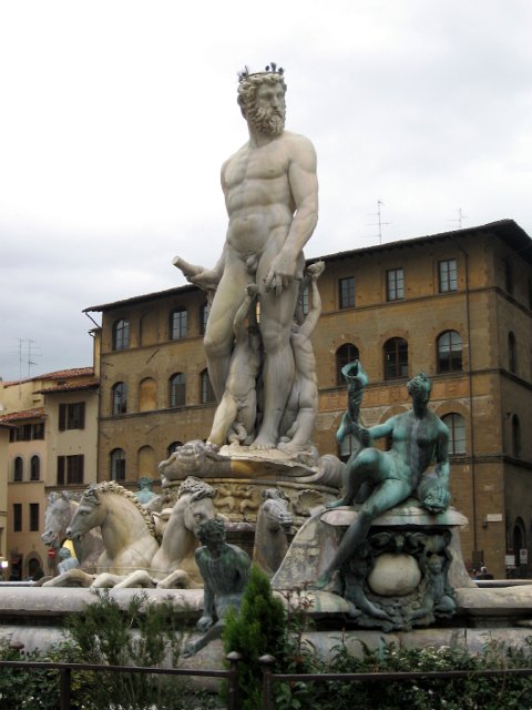 Palazzo Vecchio, Piazza della Signoria and Loggia dei Lanzi-04.JPG - The Palazzo Vecchio is centrally located in Florence and contains a plethora of activities and sights.